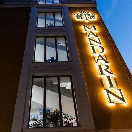 Hotel "Mandarin Clubhouse" Harkiv Exterior foto